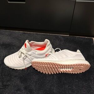 Ultraboost DNA XII size 9